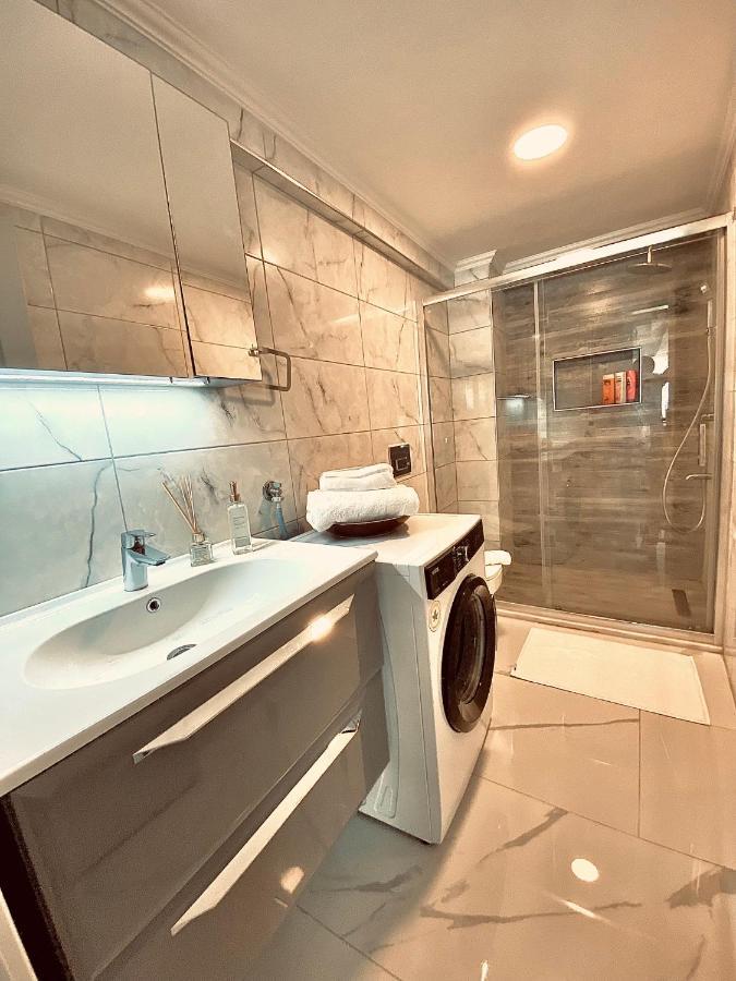マルマリスPort Mansionアパートメント エクステリア 写真